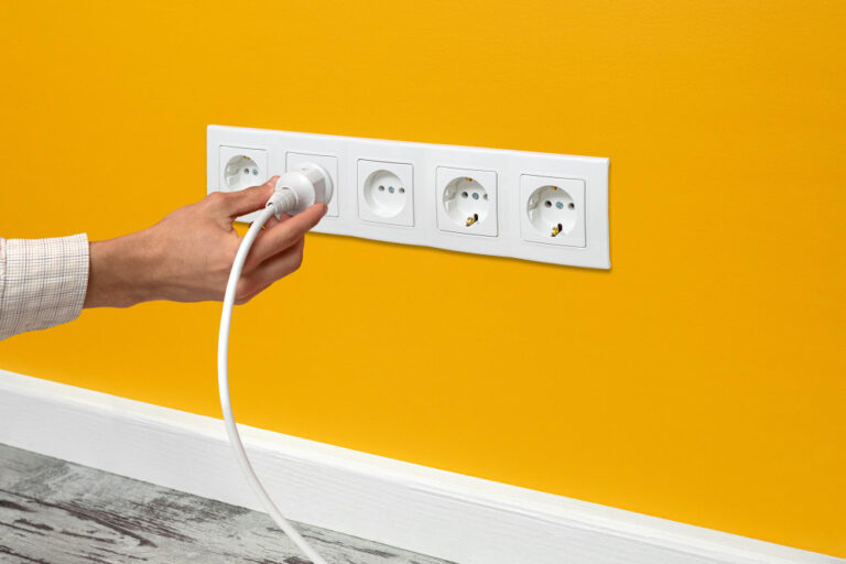 principaux types de boîtes et connecteurs électriques