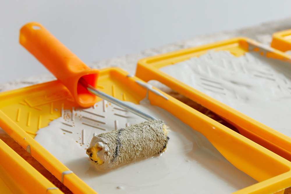 Rouleau de pose d'enduit décoratif