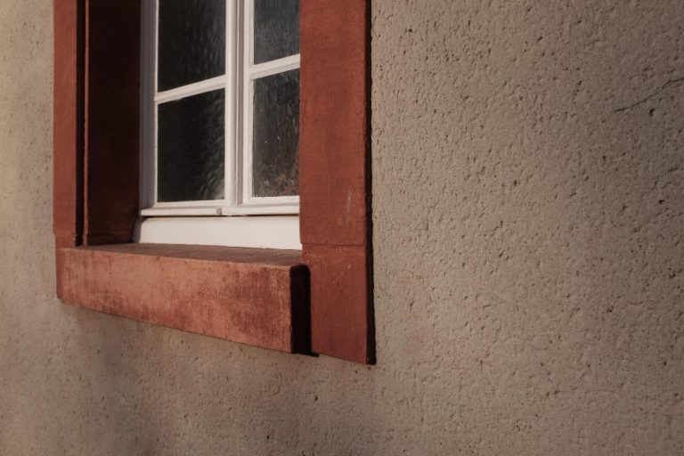 appui de fenêtre en terre cuite