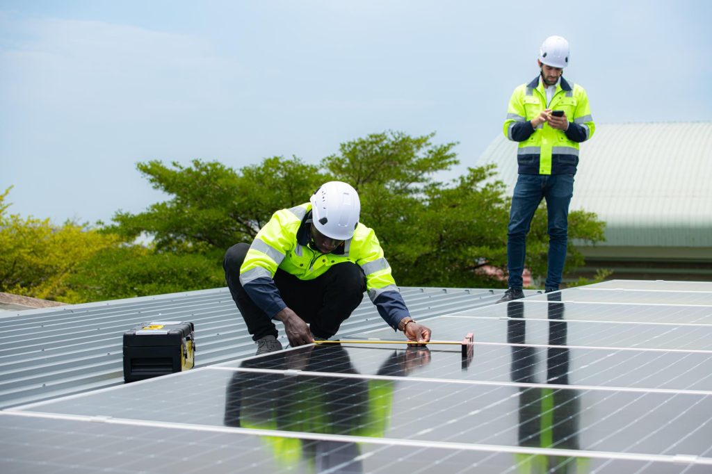 VLD SOLAR accompagne vos projets photovoltaïques de A à Z avec des solutions fiables, un suivi complet et des démarches simplifiées.